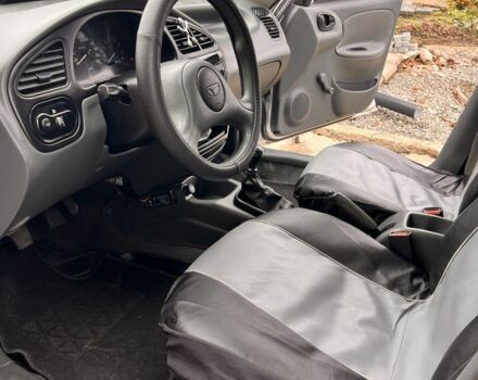 Сірий Деу Сенс, об'ємом двигуна 1.5 л та пробігом 187 тис. км за 3200 $, фото 11 на Automoto.ua