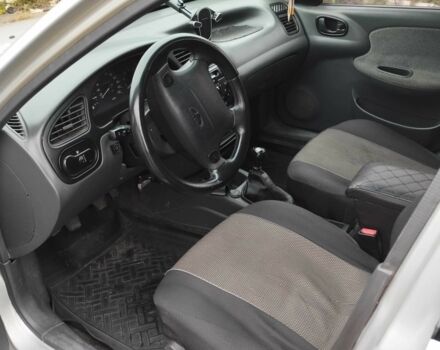 Сірий Деу Сенс, об'ємом двигуна 1.6 л та пробігом 237 тис. км за 1500 $, фото 4 на Automoto.ua