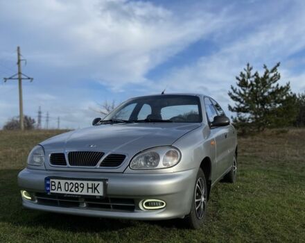 Серый Дэу Сенс, объемом двигателя 1.5 л и пробегом 250 тыс. км за 2000 $, фото 4 на Automoto.ua