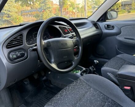 Серый Дэу Сенс, объемом двигателя 1.6 л и пробегом 160 тыс. км за 1750 $, фото 18 на Automoto.ua