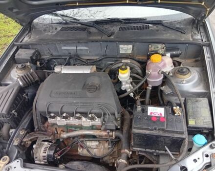 Сірий Деу Сенс, об'ємом двигуна 2 л та пробігом 28 тис. км за 1600 $, фото 3 на Automoto.ua