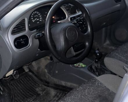 Сірий Деу Сенс, об'ємом двигуна 1.3 л та пробігом 168 тис. км за 2000 $, фото 6 на Automoto.ua