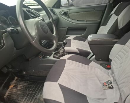 Сірий Деу Сенс, об'ємом двигуна 1.5 л та пробігом 190 тис. км за 1999 $, фото 6 на Automoto.ua