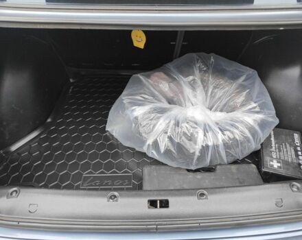 Серый Дэу Сенс, объемом двигателя 1.5 л и пробегом 220 тыс. км за 2900 $, фото 3 на Automoto.ua