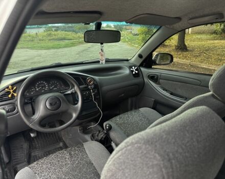 Сірий Деу Сенс, об'ємом двигуна 1.5 л та пробігом 1 тис. км за 3300 $, фото 3 на Automoto.ua