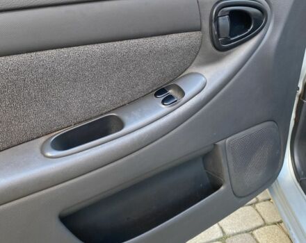 Деу Сенс 2010 у Ирпене на Automoto.ua Сірий Деу Сенс, об'ємом двигуна 0 л та пробігом 147 тис. км за 2750 $, фото 9 на Automoto.ua