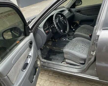 Серый Дэу Сенс, объемом двигателя 1.3 л и пробегом 180 тыс. км за 2500 $, фото 4 на Automoto.ua