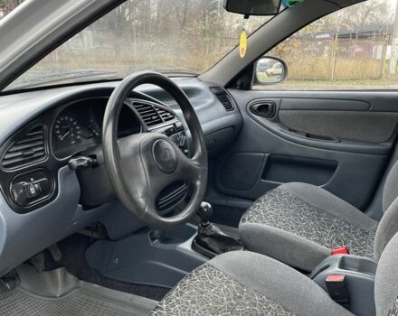 Сірий Деу Сенс, об'ємом двигуна 1.3 л та пробігом 250 тис. км за 2350 $, фото 4 на Automoto.ua