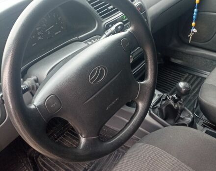 Сірий Деу Сенс, об'ємом двигуна 1.5 л та пробігом 180 тис. км за 3200 $, фото 1 на Automoto.ua