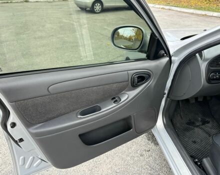 Сірий Деу Сенс, об'ємом двигуна 1.5 л та пробігом 176 тис. км за 3200 $, фото 20 на Automoto.ua