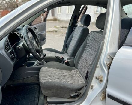 Сірий Деу Сенс, об'ємом двигуна 1.3 л та пробігом 176 тис. км за 2300 $, фото 4 на Automoto.ua