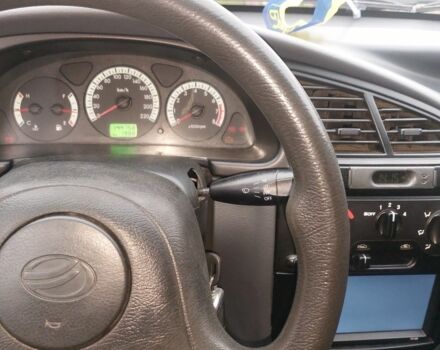 Сірий Деу Сенс, об'ємом двигуна 1.3 л та пробігом 144 тис. км за 3200 $, фото 3 на Automoto.ua