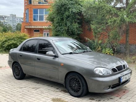 Деу Сенс 2002 у Запоріжжя на Automoto.ua Сірий Деу Сенс, об'ємом двигуна 1.6 л та пробігом 220 тис. км за 2500 $, фото 1 на Automoto.ua
