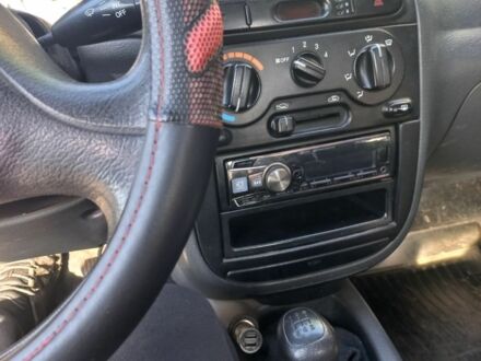 Деу Сенс 2002 у Кривому Розі на Automoto.ua Сірий Деу Сенс, об'ємом двигуна 1.3 л та пробігом 1 тис. км за 2174 $, фото 1 на Automoto.ua
