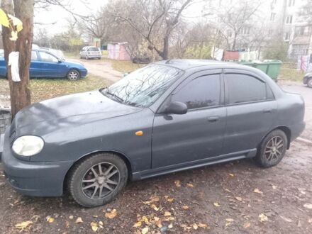 Серый Дэу Сенс, объемом двигателя 1.5 л и пробегом 207 тыс. км за 2000 $, фото 1 на Automoto.ua