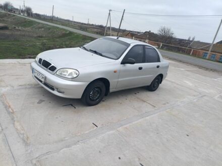 Серый Дэу Сенс, объемом двигателя 1.5 л и пробегом 225 тыс. км за 1999 $, фото 1 на Automoto.ua