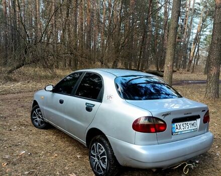 Сірий Деу Сенс, об'ємом двигуна 1.3 л та пробігом 250 тис. км за 1000 $, фото 1 на Automoto.ua