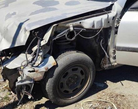 Сірий Деу Сенс, об'ємом двигуна 1.5 л та пробігом 160 тис. км за 601 $, фото 1 на Automoto.ua