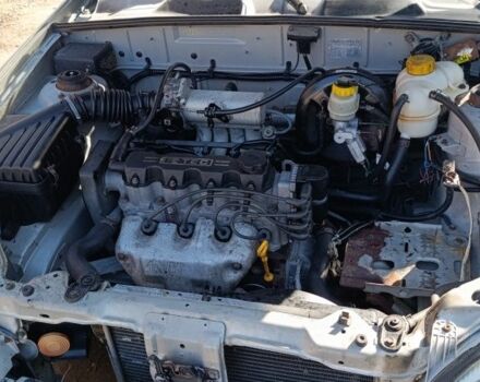 Серый Дэу Сенс, объемом двигателя 1.5 л и пробегом 240 тыс. км за 650 $, фото 1 на Automoto.ua