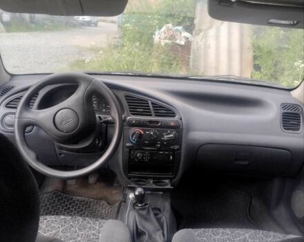 Сірий Деу Сенс, об'ємом двигуна 1.3 л та пробігом 200 тис. км за 2000 $, фото 1 на Automoto.ua