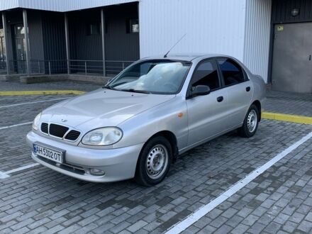 Серый Дэу Сенс, объемом двигателя 1.5 л и пробегом 200 тыс. км за 2700 $, фото 1 на Automoto.ua