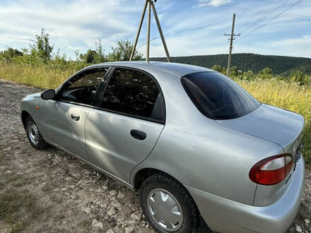 Деу Сенс 2005 у Городенке на Automoto.ua Сірий Деу Сенс, об'ємом двигуна 0 л та пробігом 51 тис. км за 4000 $, фото 1 на Automoto.ua