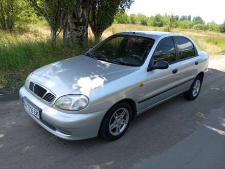 Дэу Сенс 2006 в Херсоне на Automoto.ua Серый Дэу Сенс, объемом двигателя 1.5 л и пробегом 300 тыс. км за 2599 $, фото 1 на Automoto.ua