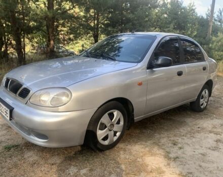 Сірий Деу Сенс, об'ємом двигуна 1.5 л та пробігом 212 тис. км за 2001 $, фото 1 на Automoto.ua