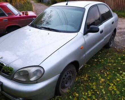 Серый Дэу Сенс, объемом двигателя 1.5 л и пробегом 200 тыс. км за 1300 $, фото 1 на Automoto.ua