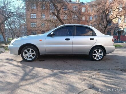 Деу Сенс 2007 у Краматорске на Automoto.ua Сірий Деу Сенс, об'ємом двигуна 1.5 л та пробігом 216 тис. км за 2800 $, фото 1 на Automoto.ua