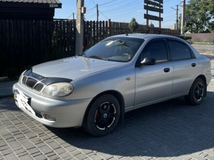 Сірий Деу Сенс, об'ємом двигуна 1.5 л та пробігом 290 тис. км за 3007 $, фото 1 на Automoto.ua