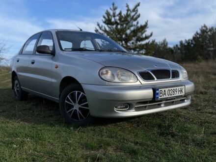 Сірий Деу Сенс, об'ємом двигуна 1.5 л та пробігом 250 тис. км за 2000 $, фото 1 на Automoto.ua