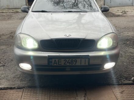 Сірий Деу Сенс, об'ємом двигуна 1.5 л та пробігом 247 тис. км за 2000 $, фото 1 на Automoto.ua