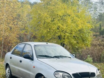 Деу Сенс 2009 у Мироновке на Automoto.ua Сірий Деу Сенс, об'ємом двигуна 1.6 л та пробігом 480 тис. км за 1200 $, фото 1 на Automoto.ua