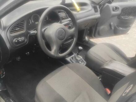 Серый Дэу Сенс, объемом двигателя 1.5 л и пробегом 107 тыс. км за 1900 $, фото 1 на Automoto.ua