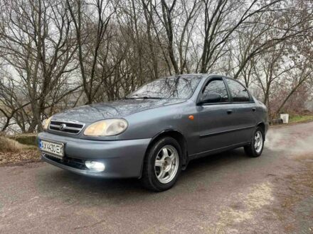 Серый Дэу Сенс, объемом двигателя 1.3 л и пробегом 200 тыс. км за 1600 $, фото 1 на Automoto.ua