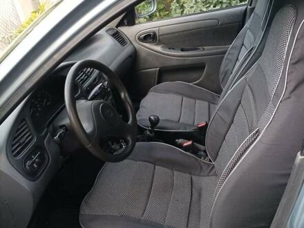 Сірий Деу Сенс, об'ємом двигуна 1.5 л та пробігом 80 тис. км за 4500 $, фото 1 на Automoto.ua
