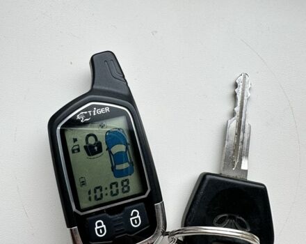 Синий Дэу Сенс, объемом двигателя 1.5 л и пробегом 200 тыс. км за 3300 $, фото 14 на Automoto.ua