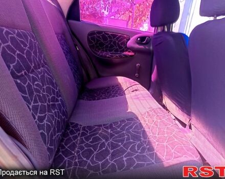 Синий Дэу Сенс, объемом двигателя 1.3 л и пробегом 250 тыс. км за 1200 $, фото 3 на Automoto.ua