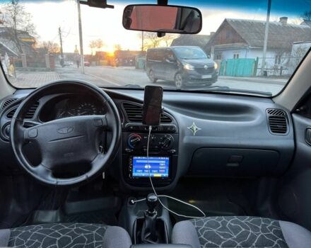 Синий Дэу Сенс, объемом двигателя 1.6 л и пробегом 220 тыс. км за 2900 $, фото 3 на Automoto.ua