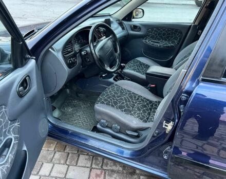 Синий Дэу Сенс, объемом двигателя 1.6 л и пробегом 220 тыс. км за 2900 $, фото 4 на Automoto.ua