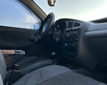 Синий Дэу Сенс, объемом двигателя 1.6 л и пробегом 213 тыс. км за 2600 $, фото 5 на Automoto.ua
