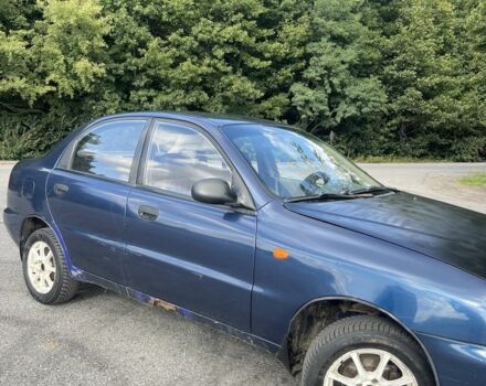 Деу Сенс 2005 у Вінниці на Automoto.ua Синій Деу Сенс, об'ємом двигуна 1.5 л та пробігом 250 тис. км за 1300 $, фото 1 на Automoto.ua