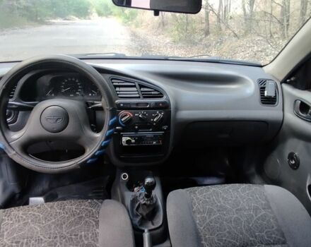 Синий Дэу Сенс, объемом двигателя 1.5 л и пробегом 220 тыс. км за 2000 $, фото 2 на Automoto.ua