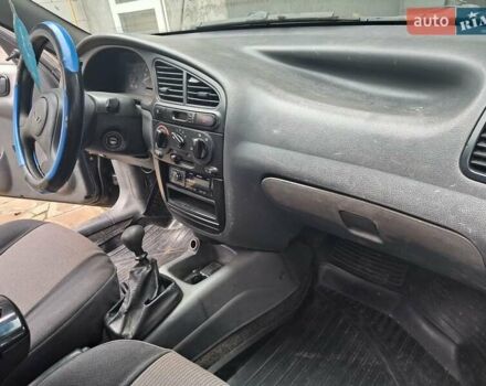 Синий Дэу Сенс, объемом двигателя 1.3 л и пробегом 165 тыс. км за 1300 $, фото 2 на Automoto.ua