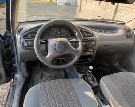 Синий Дэу Сенс, объемом двигателя 1.6 л и пробегом 100 тыс. км за 900 $, фото 4 на Automoto.ua