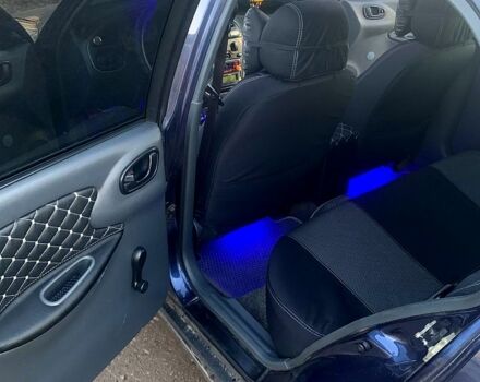 Синий Дэу Сенс, объемом двигателя 1.3 л и пробегом 184 тыс. км за 2800 $, фото 3 на Automoto.ua