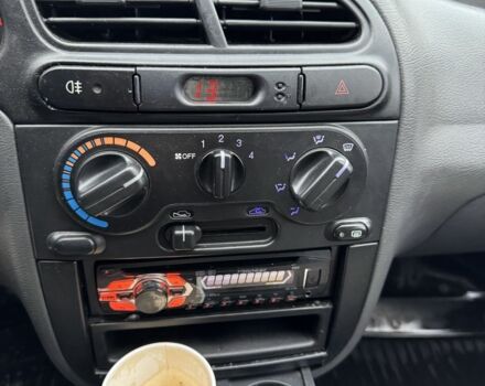 Синий Дэу Сенс, объемом двигателя 1.3 л и пробегом 110 тыс. км за 2100 $, фото 9 на Automoto.ua