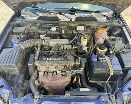 Дэу Сенс 2006 в Белой Церкве на Automoto.ua Синий Дэу Сенс, объемом двигателя 1.5 л и пробегом 241 тыс. км за 2050 $, фото 6 на Automoto.ua