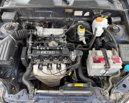 Синий Дэу Сенс, объемом двигателя 1.5 л и пробегом 234 тыс. км за 2250 $, фото 4 на Automoto.ua